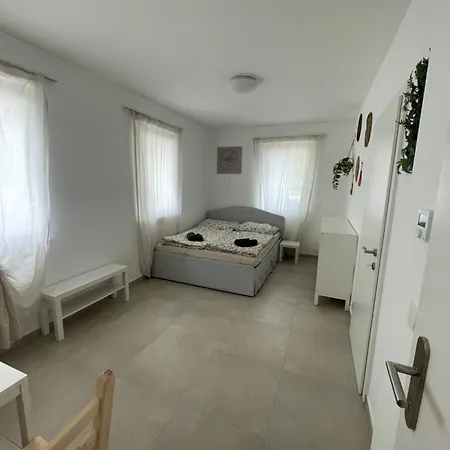 Langenzersdorf Apartment