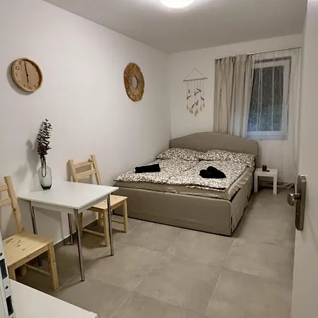 Aparthotel Langenzersdorf Apartment *