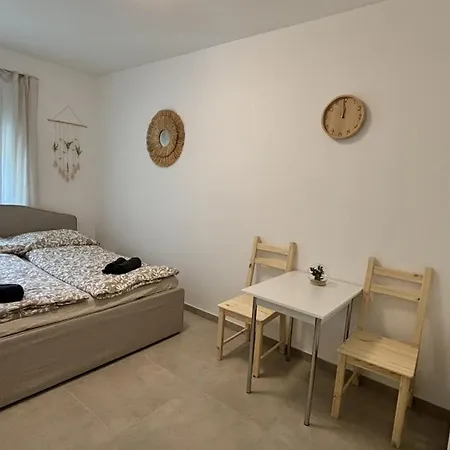 Langenzersdorf Apartment