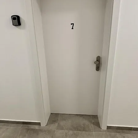 Langenzersdorf Apartment מלון דירות *